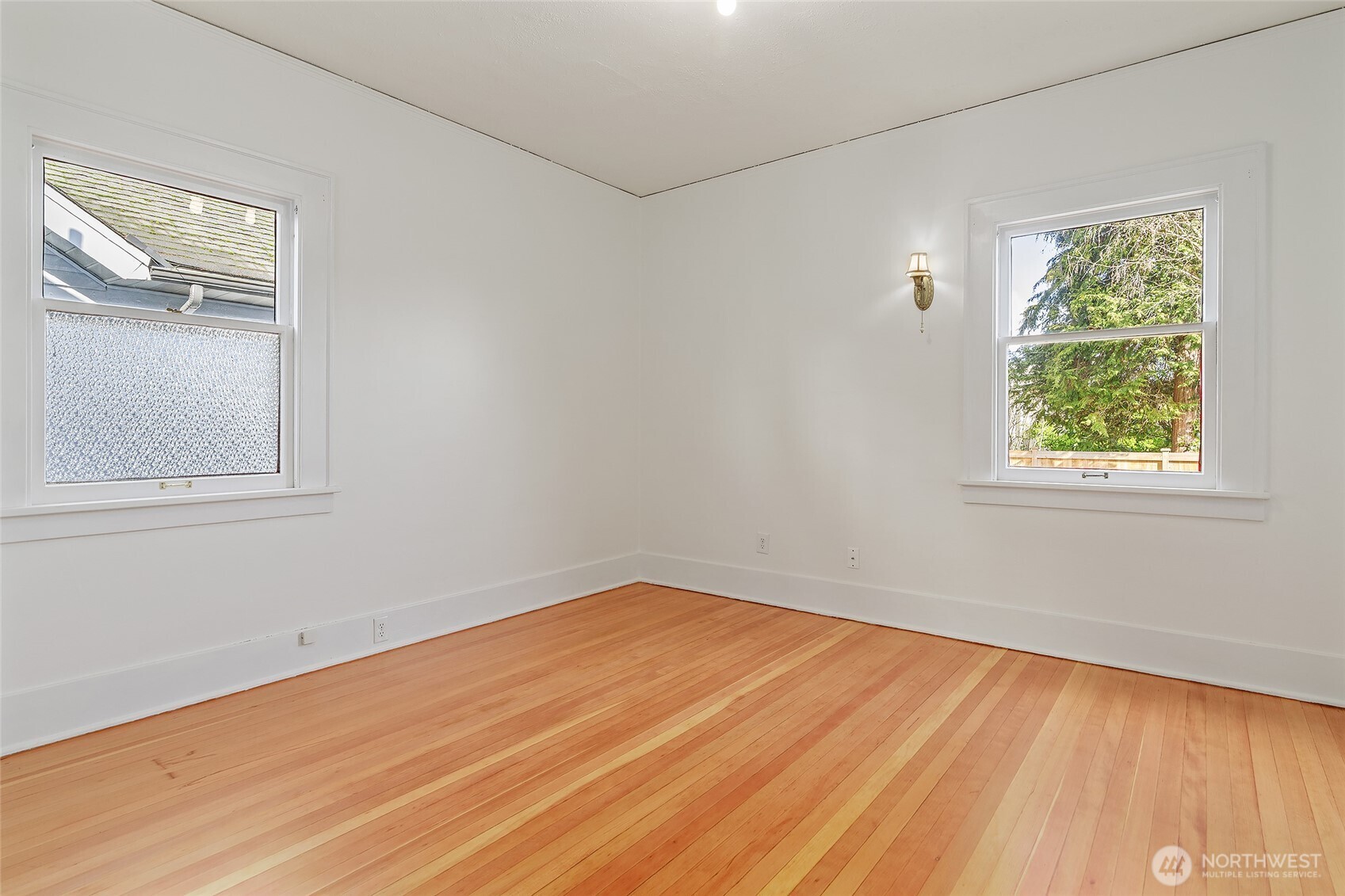 2158 N 50th Street , Seattle, WA 98103