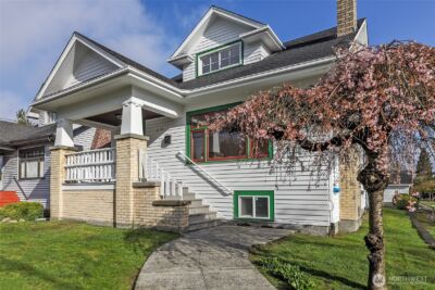 2158 N 50th Street , Seattle, WA 98103 - Photo 2