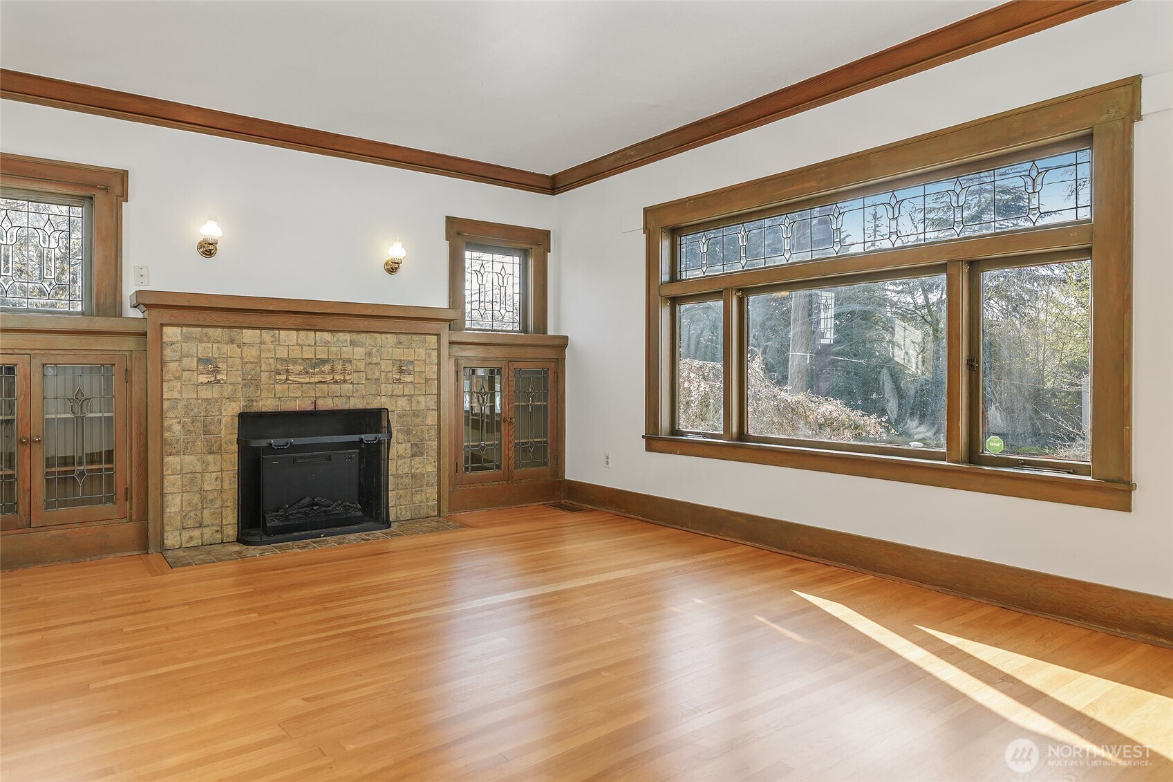 2158 N 50th Street , Seattle, WA 98103