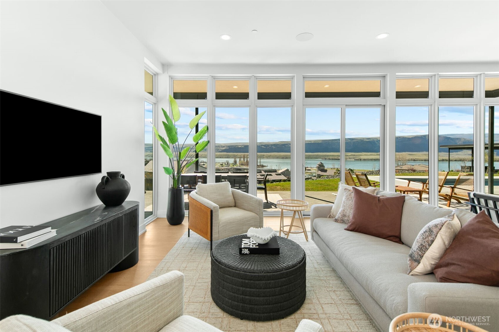 23397 Canopy Drive NW, Quincy, WA 98848