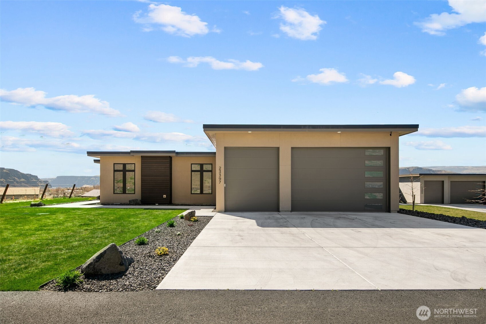 23397 Canopy Drive NW, Quincy, WA 98848
