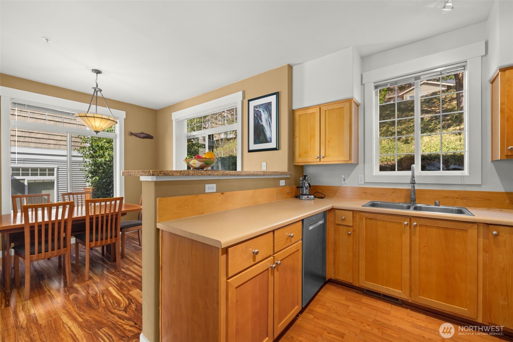 23120 SE Black Nugget Road #E1, Issaquah, WA 98029