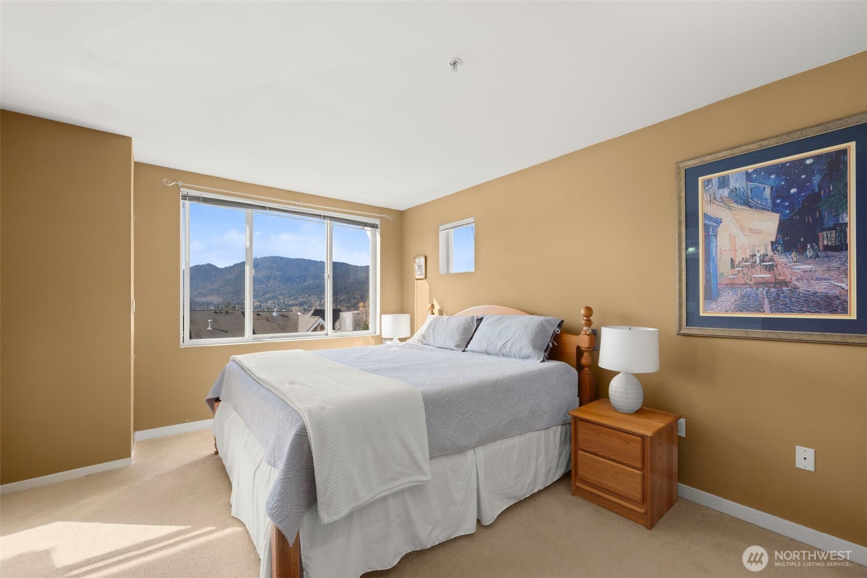 23120 SE Black Nugget Road #E1, Issaquah, WA 98029