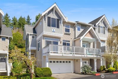 23120 SE Black Nugget Road #E1, Issaquah, WA 98029