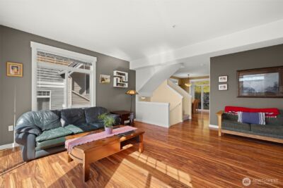 23120 SE Black Nugget Road #E1, Issaquah, WA 98029 - Photo 5