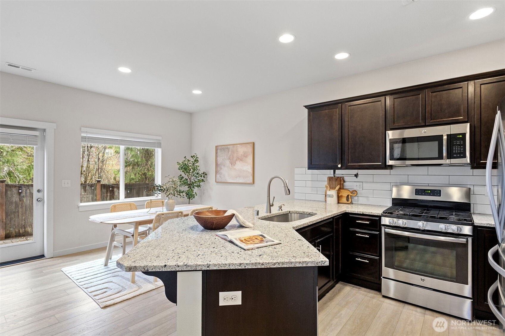 21209 43rd Drive SE, Bothell, WA 98021-5407