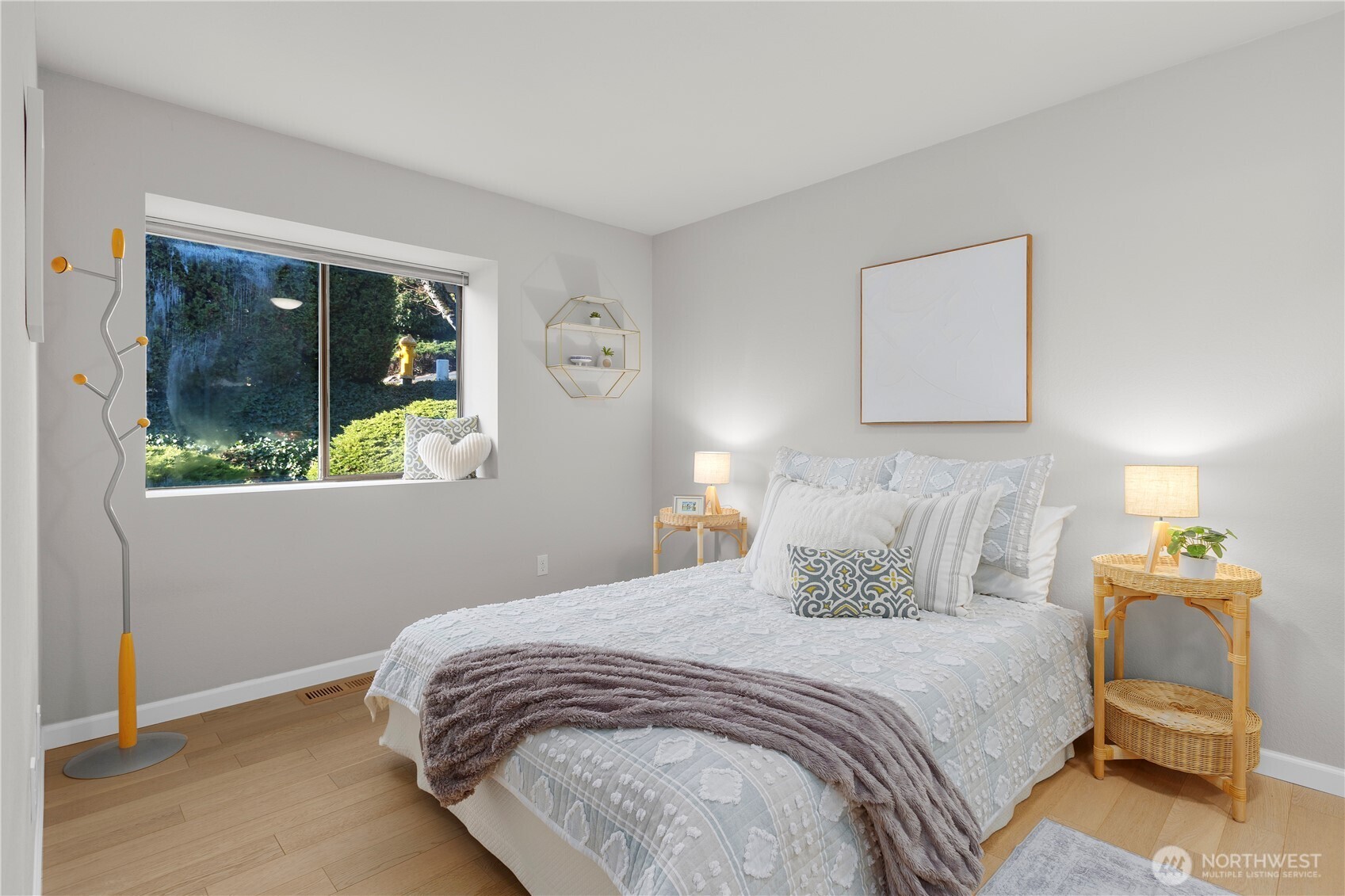 3412 161st Place SE #66, Bellevue, WA 98008