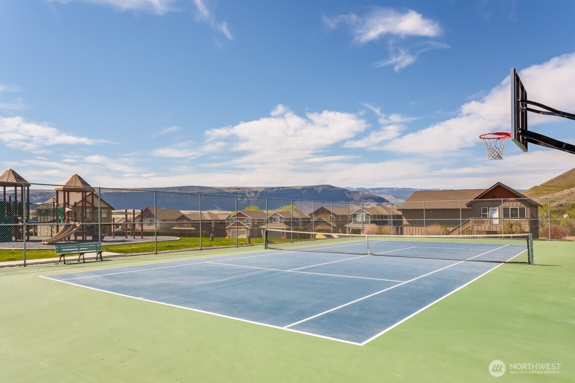 9464 Yakima Lane NW, Quincy, WA 98848