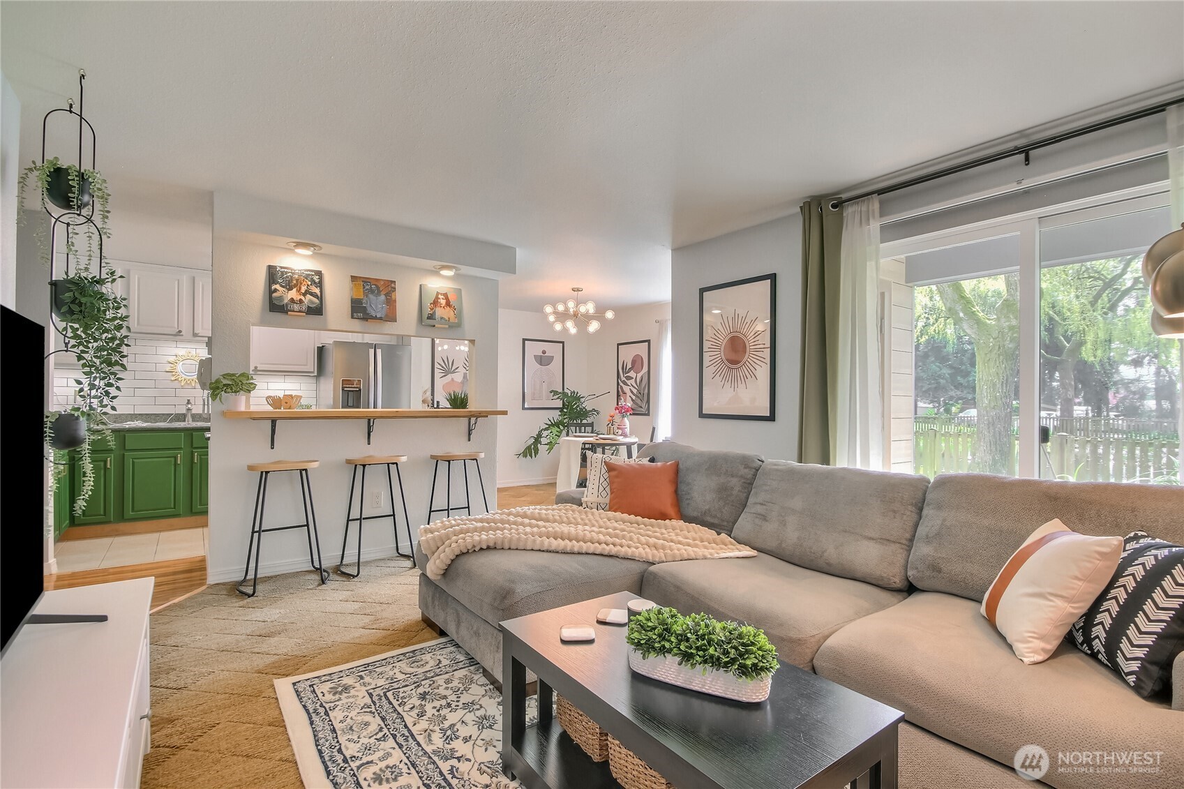 20320 Bothell Everett Hwy #D102, Bothell, WA 98012