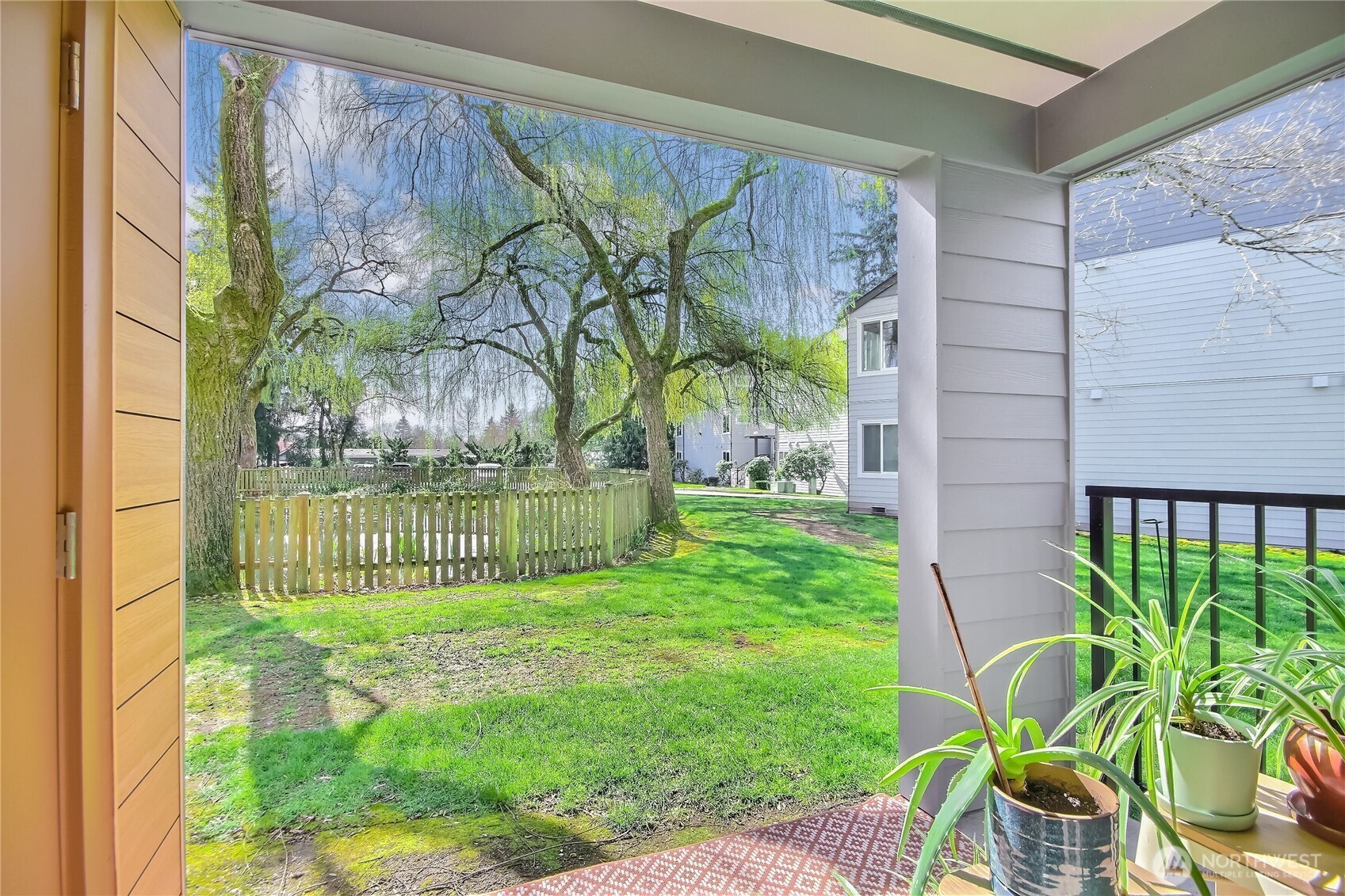 20320 Bothell Everett Hwy #D102, Bothell, WA 98012