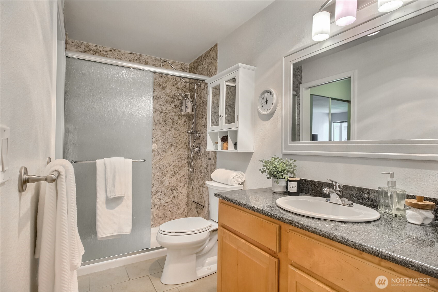 20320 Bothell Everett Hwy #D102, Bothell, WA 98012