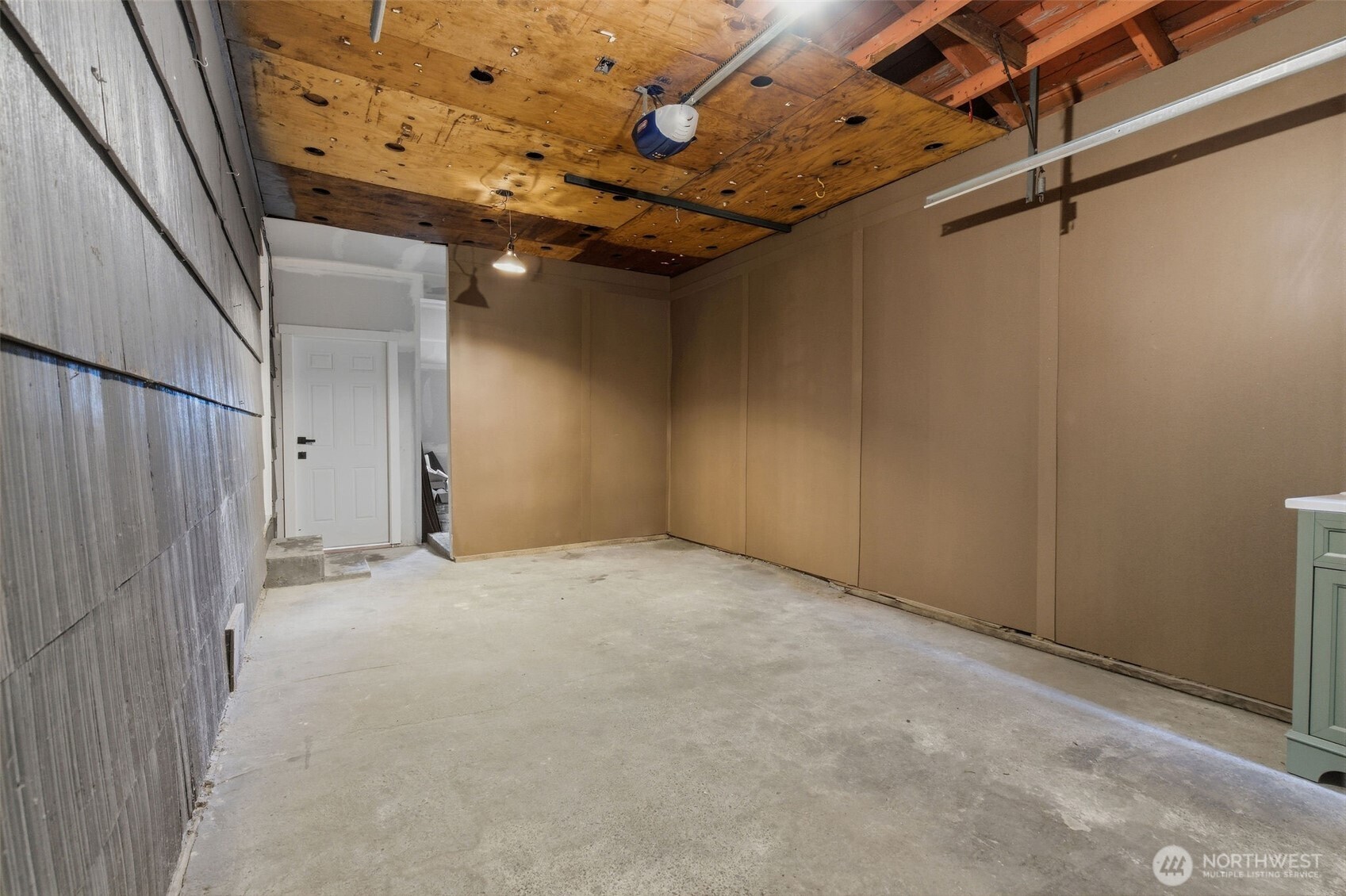 12002 2nd Avenue SW, Seattle, WA 98146-2933