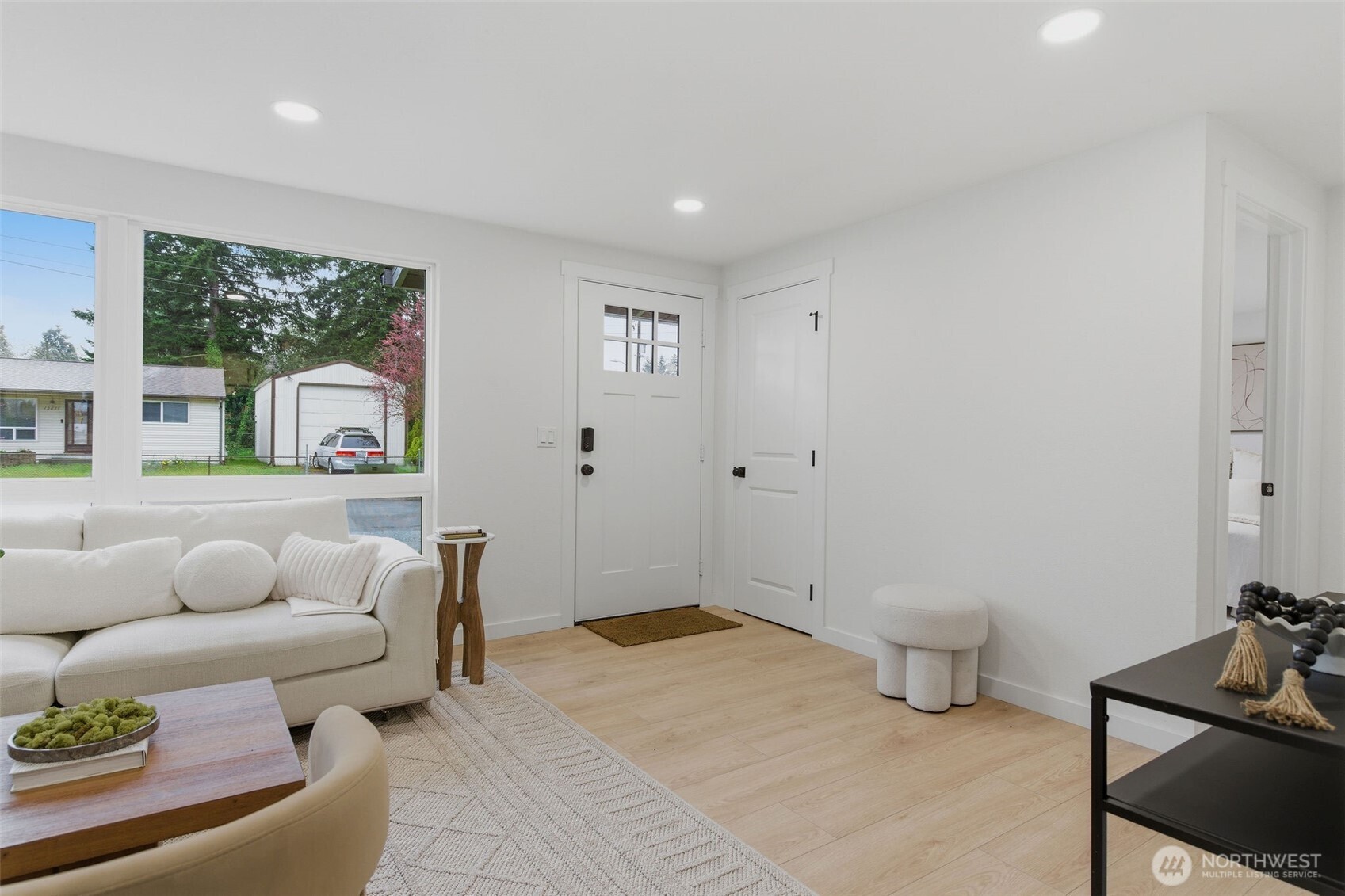 12002 2nd Avenue SW, Seattle, WA 98146-2933