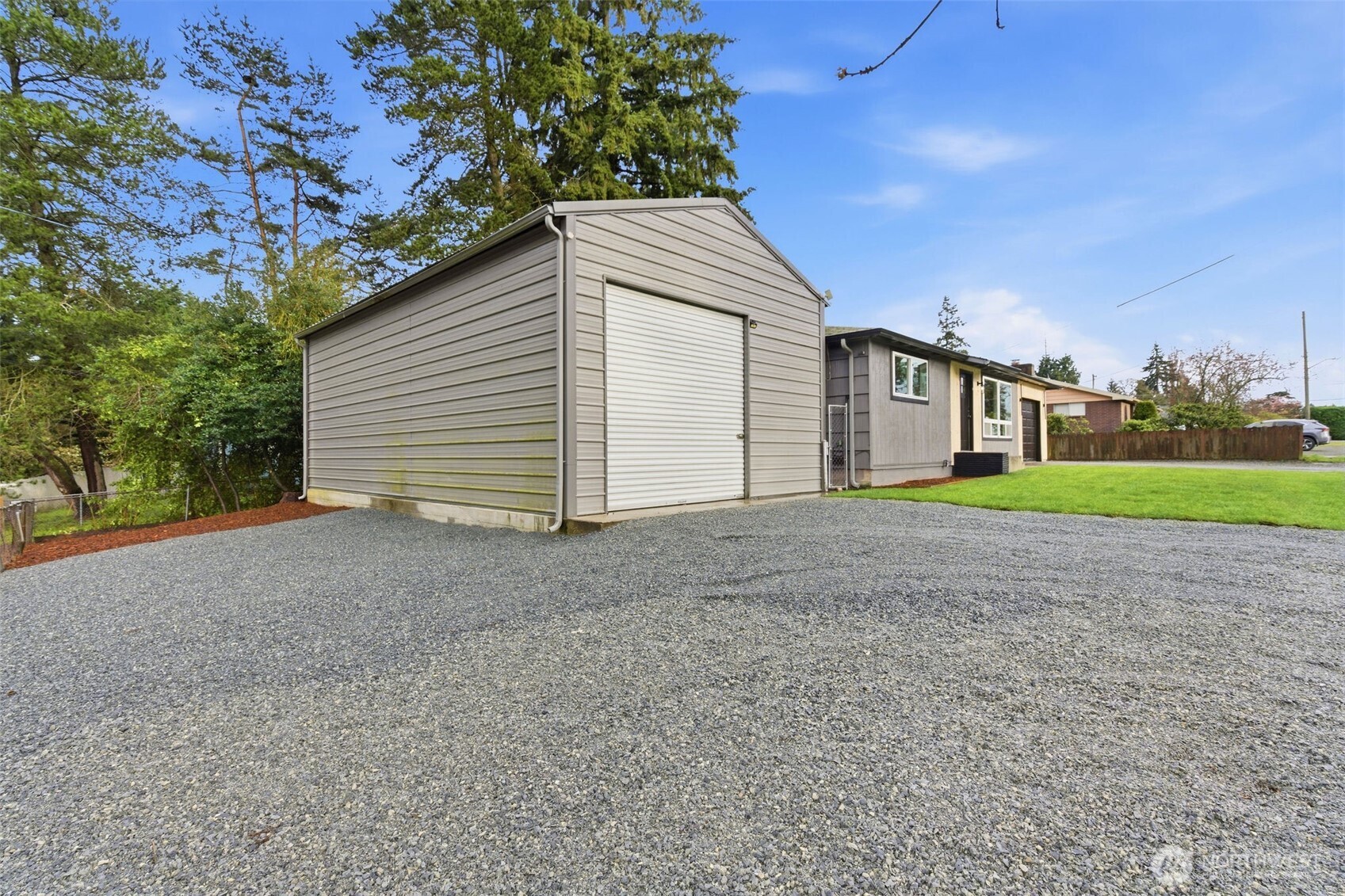 12002 2nd Avenue SW, Seattle, WA 98146-2933