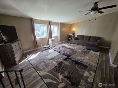 5440 Hollis Drive SE, Olympia, WA 98513 - Photo 2