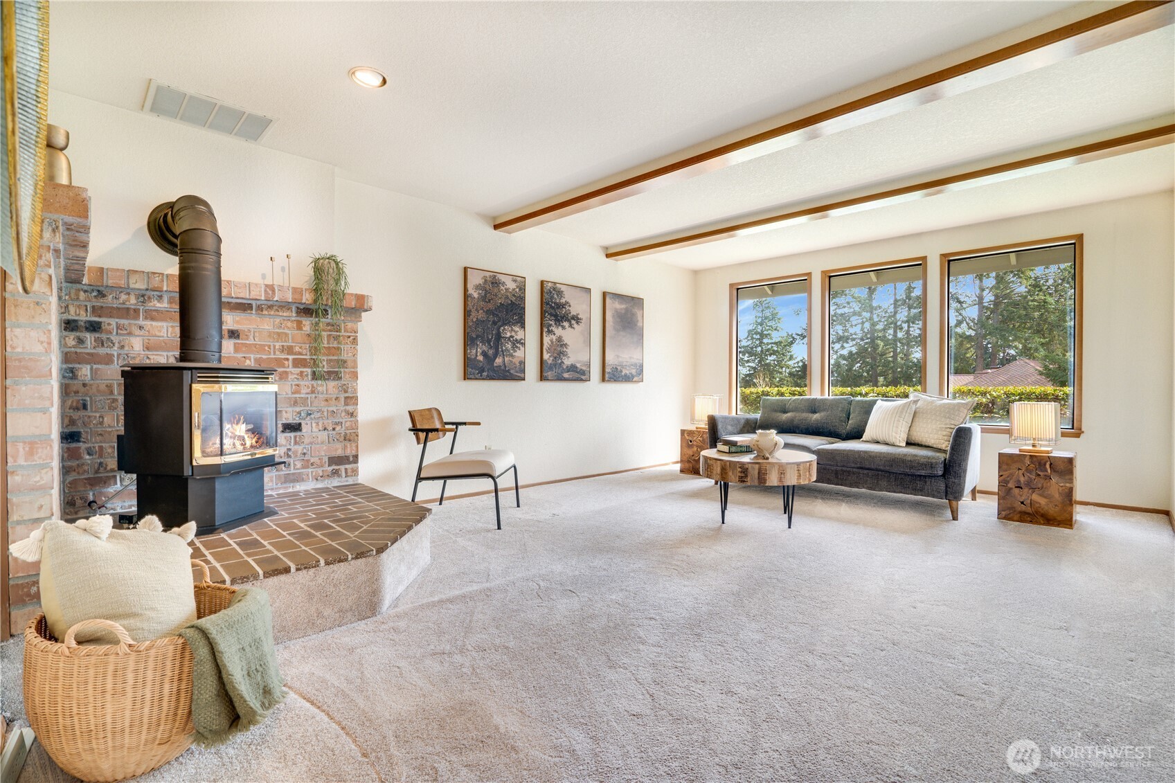 6802 Twin Hills Drive W, University Place, WA 98467