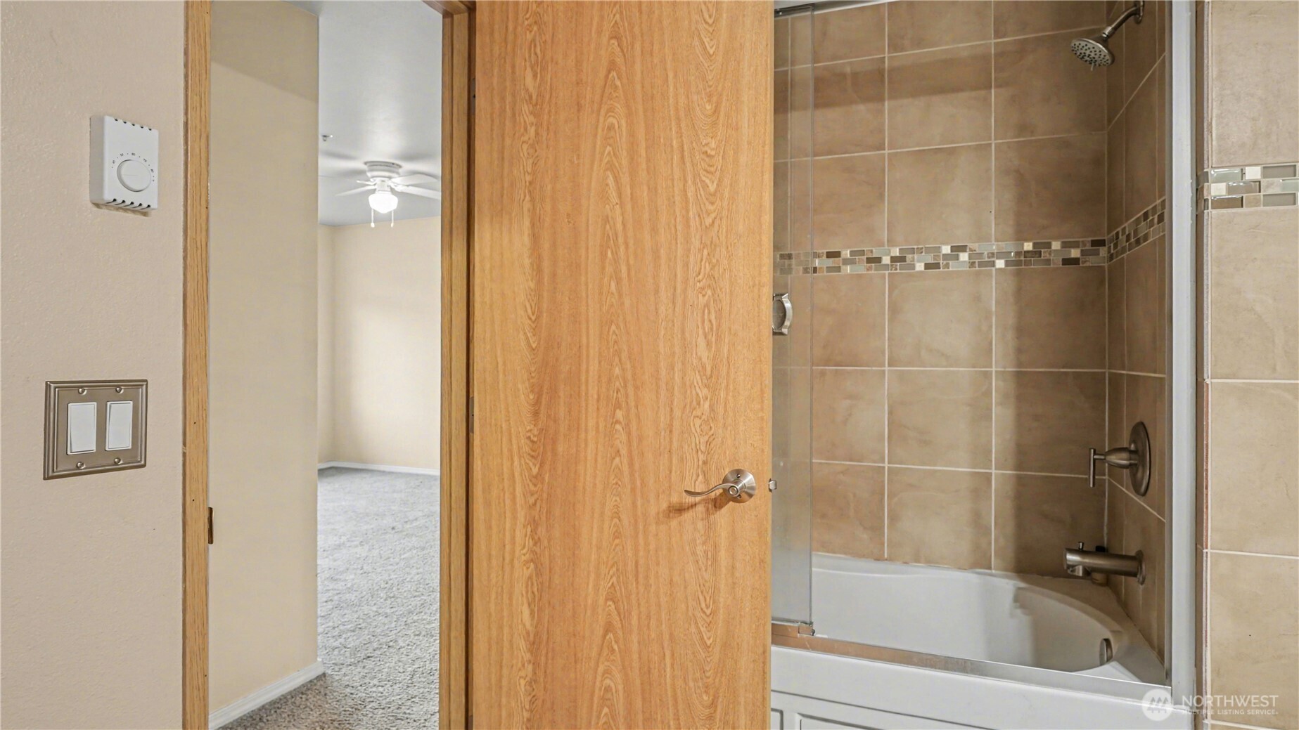 5819 S 232nd Place , Kent, WA 98032