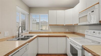 5819 S 232nd Place , Kent, WA 98032 - Photo 8