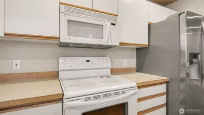 5819 S 232nd Place , Kent, WA 98032 - Photo 9
