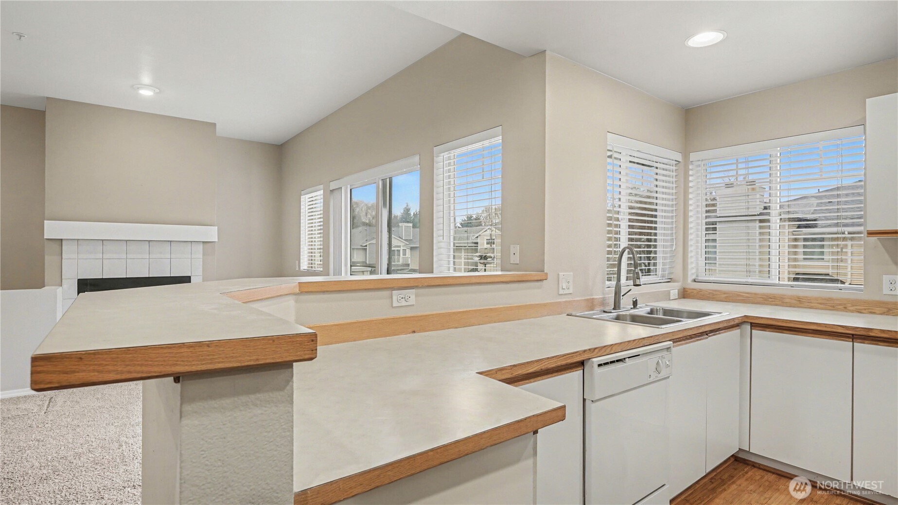 5819 S 232nd Place , Kent, WA 98032