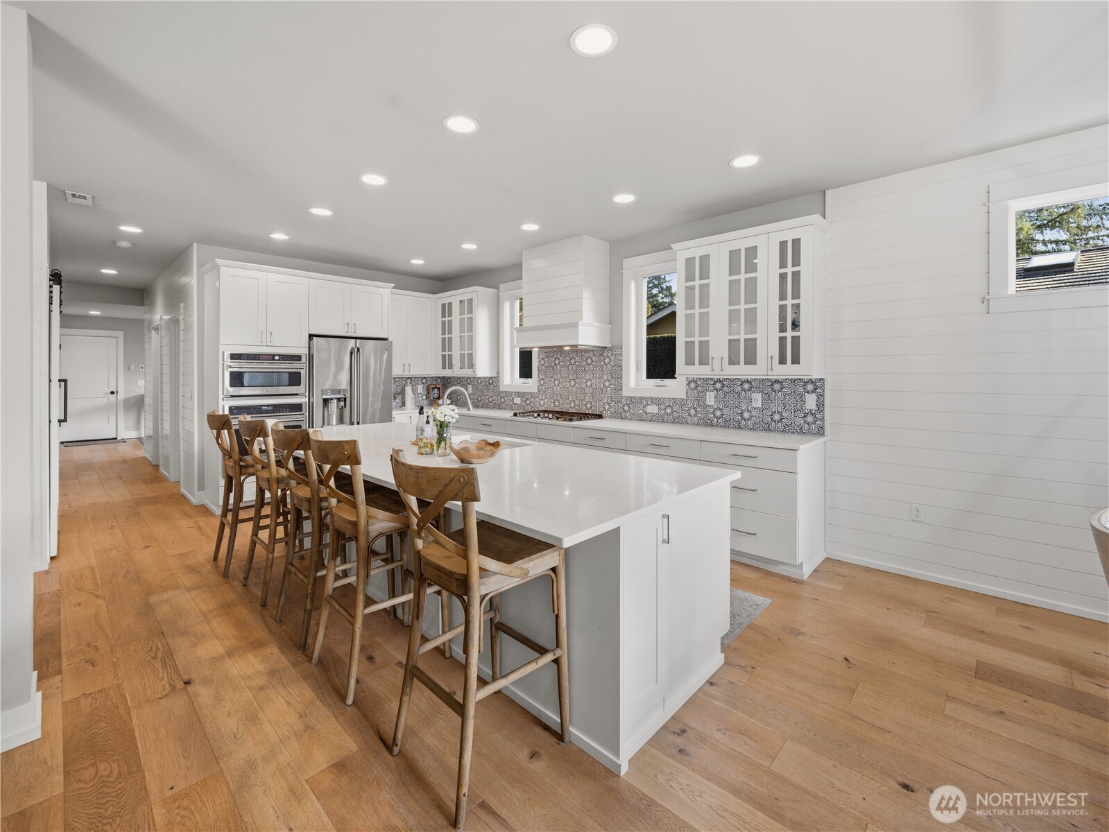 28911 220th Place SE, Black Diamond, WA 98010