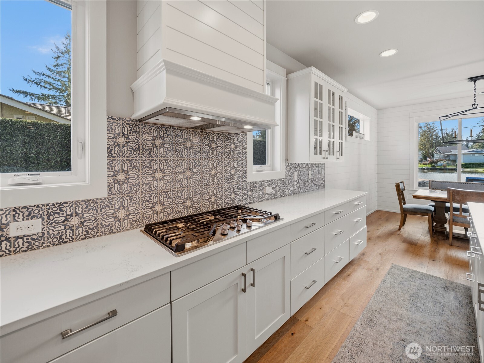 28911 220th Place SE, Black Diamond, WA 98010