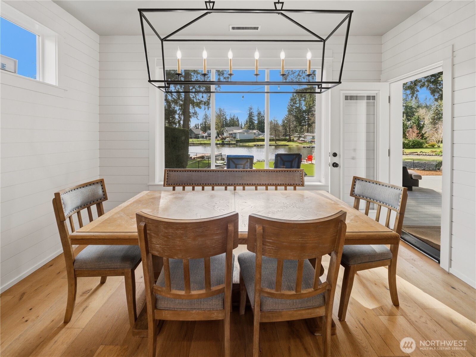 28911 220th Place SE, Black Diamond, WA 98010