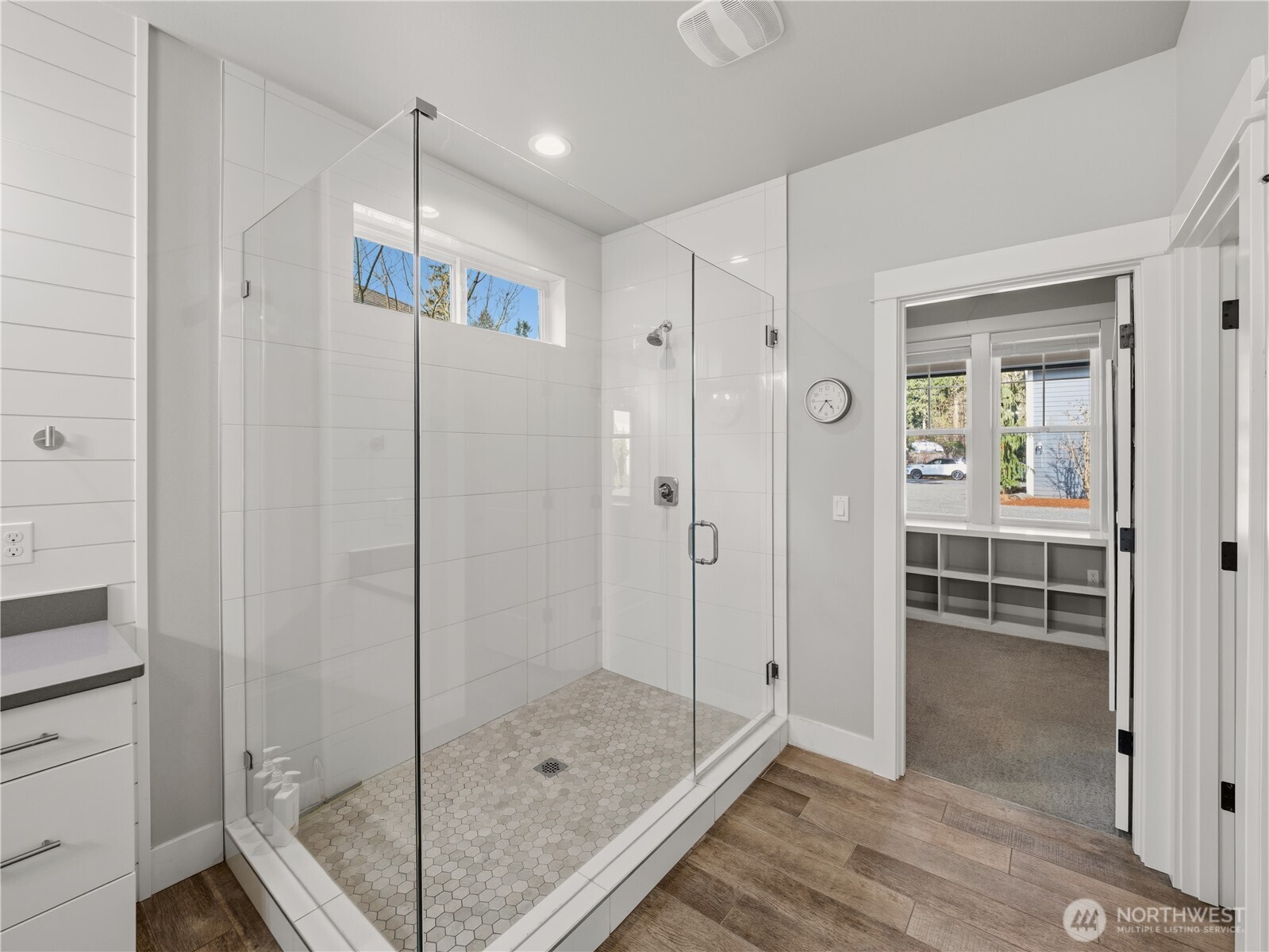 28911 220th Place SE, Black Diamond, WA 98010