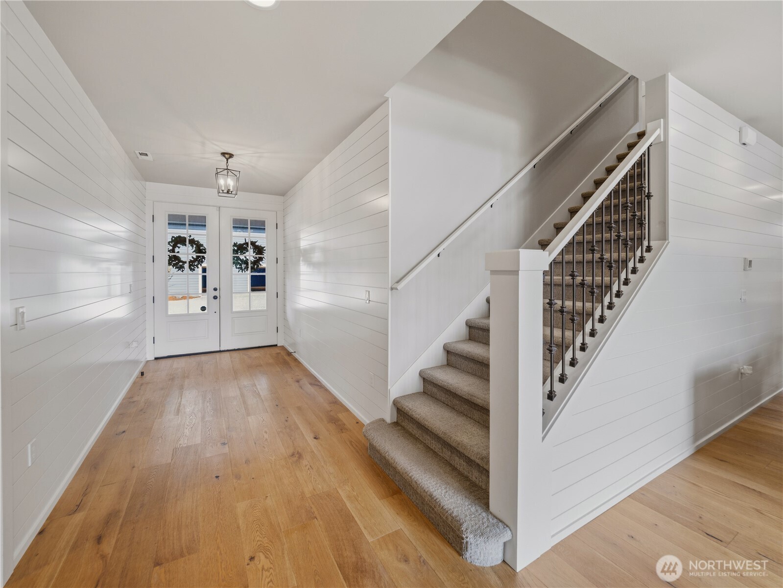 28911 220th Place SE, Black Diamond, WA 98010