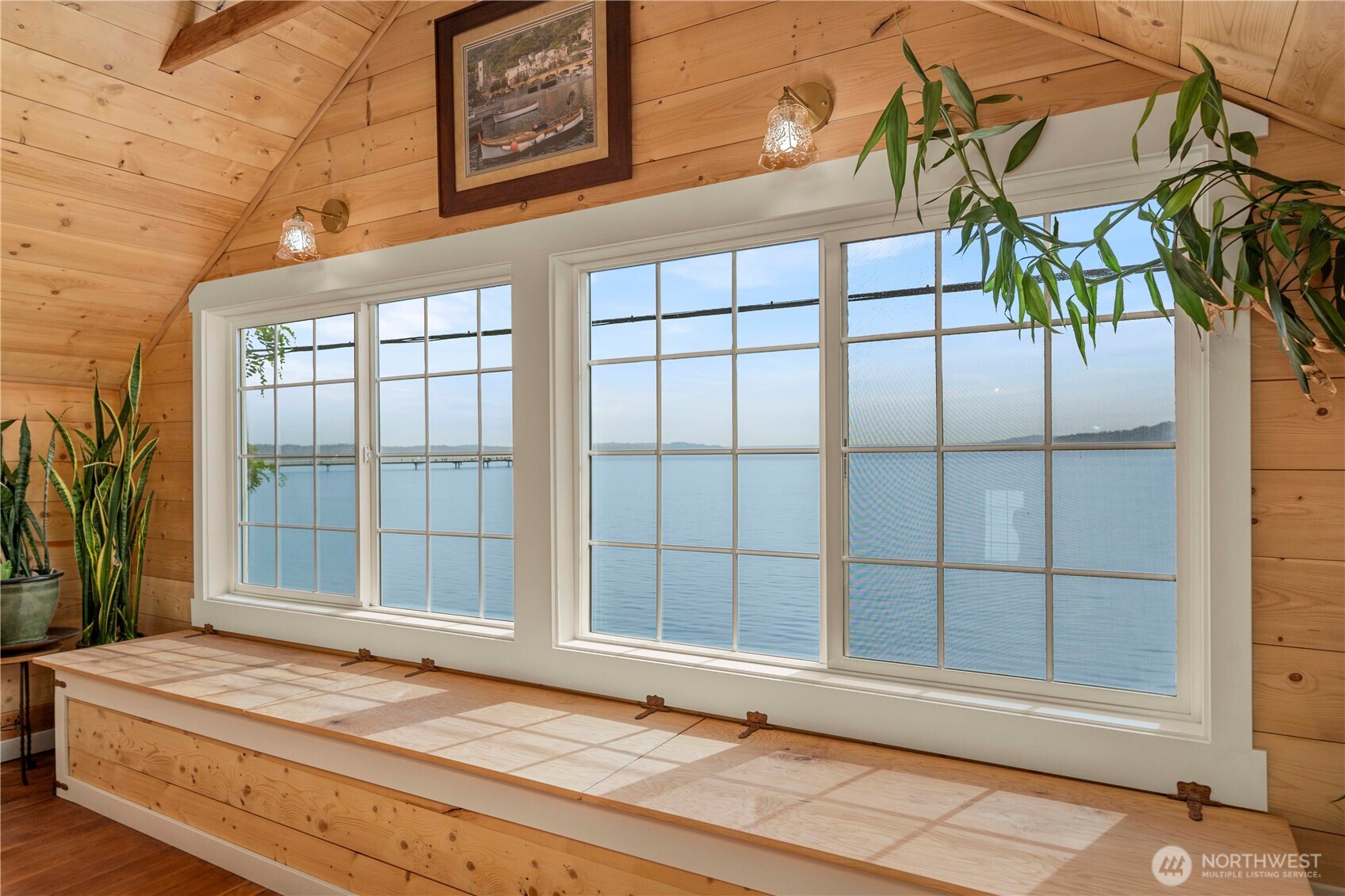 230 S 219th Street , Normandy Park, WA 98198