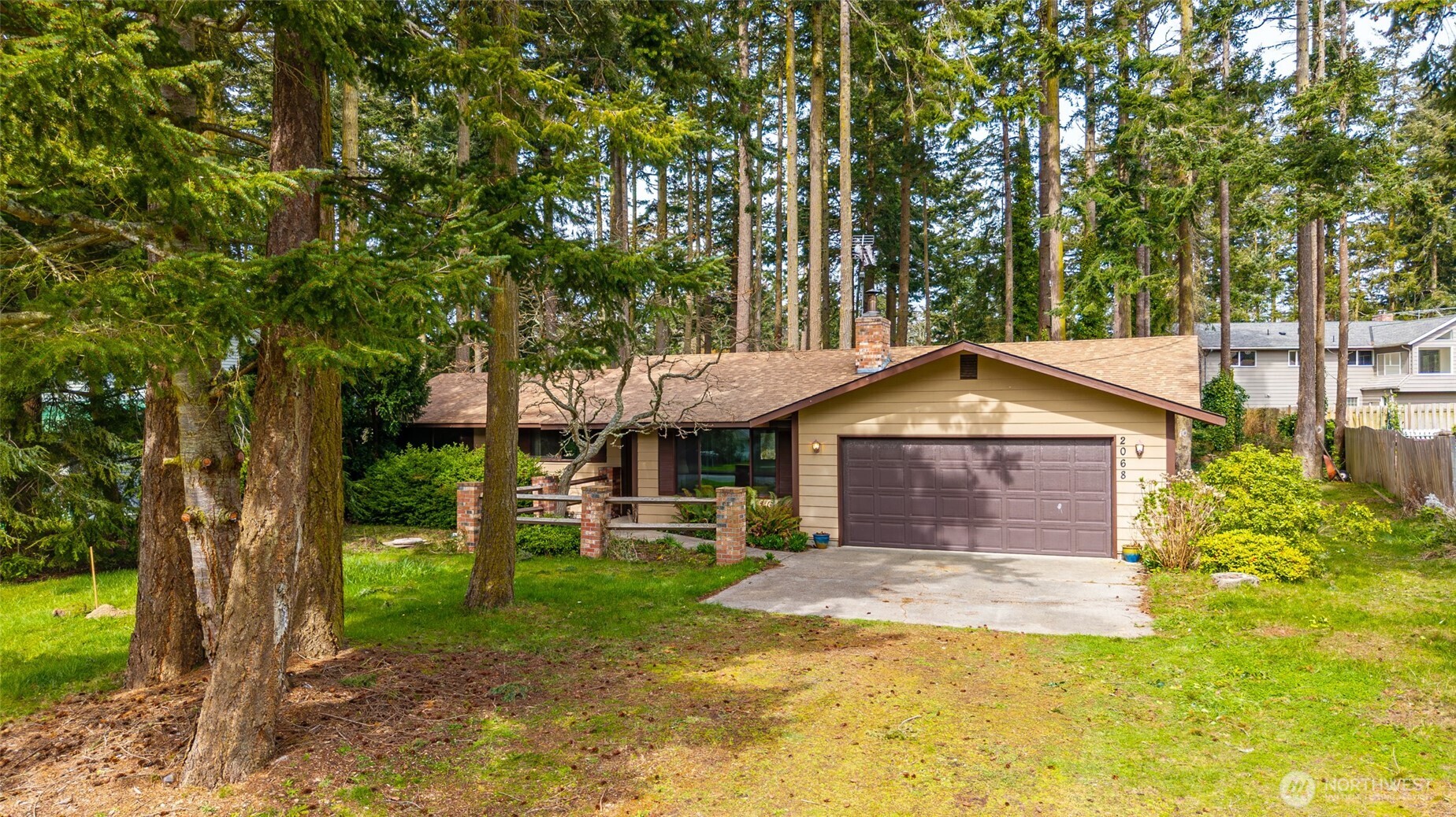 2068 Pine Wood Way , Oak Harbor, WA 98277
