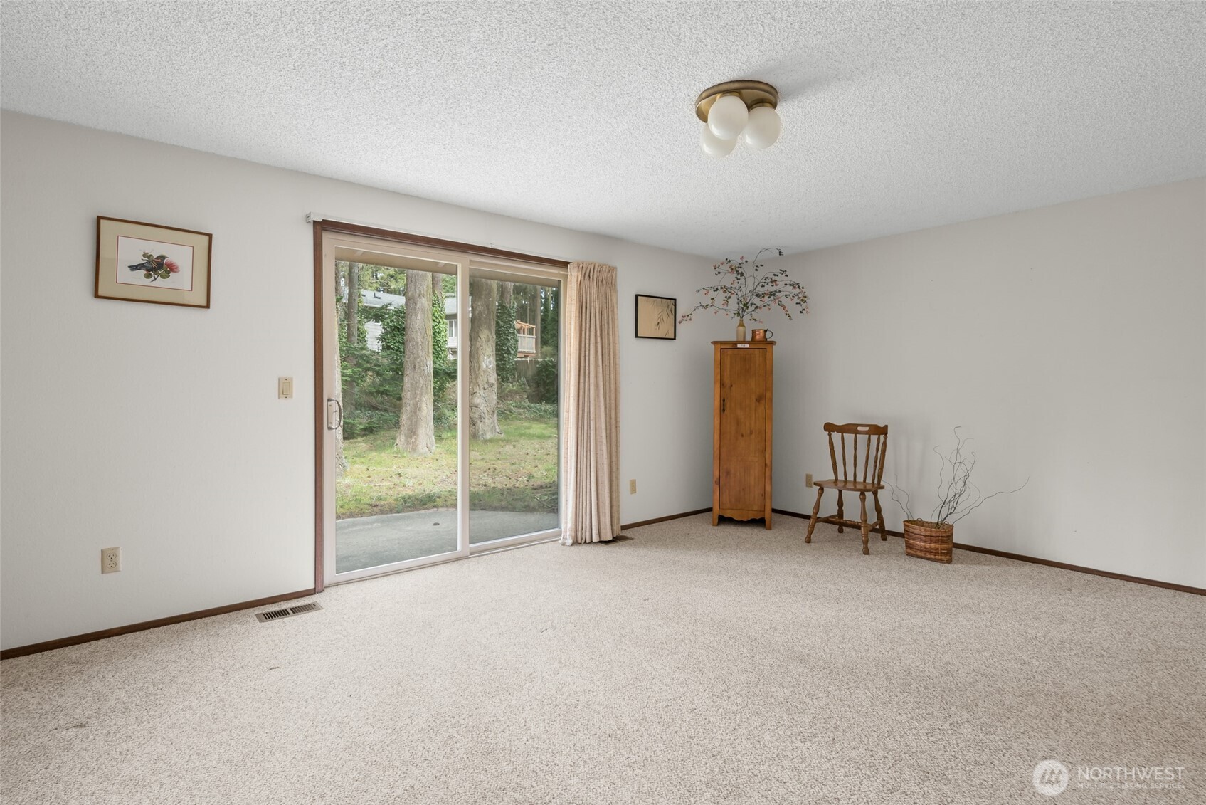 2068 Pine Wood Way , Oak Harbor, WA 98277