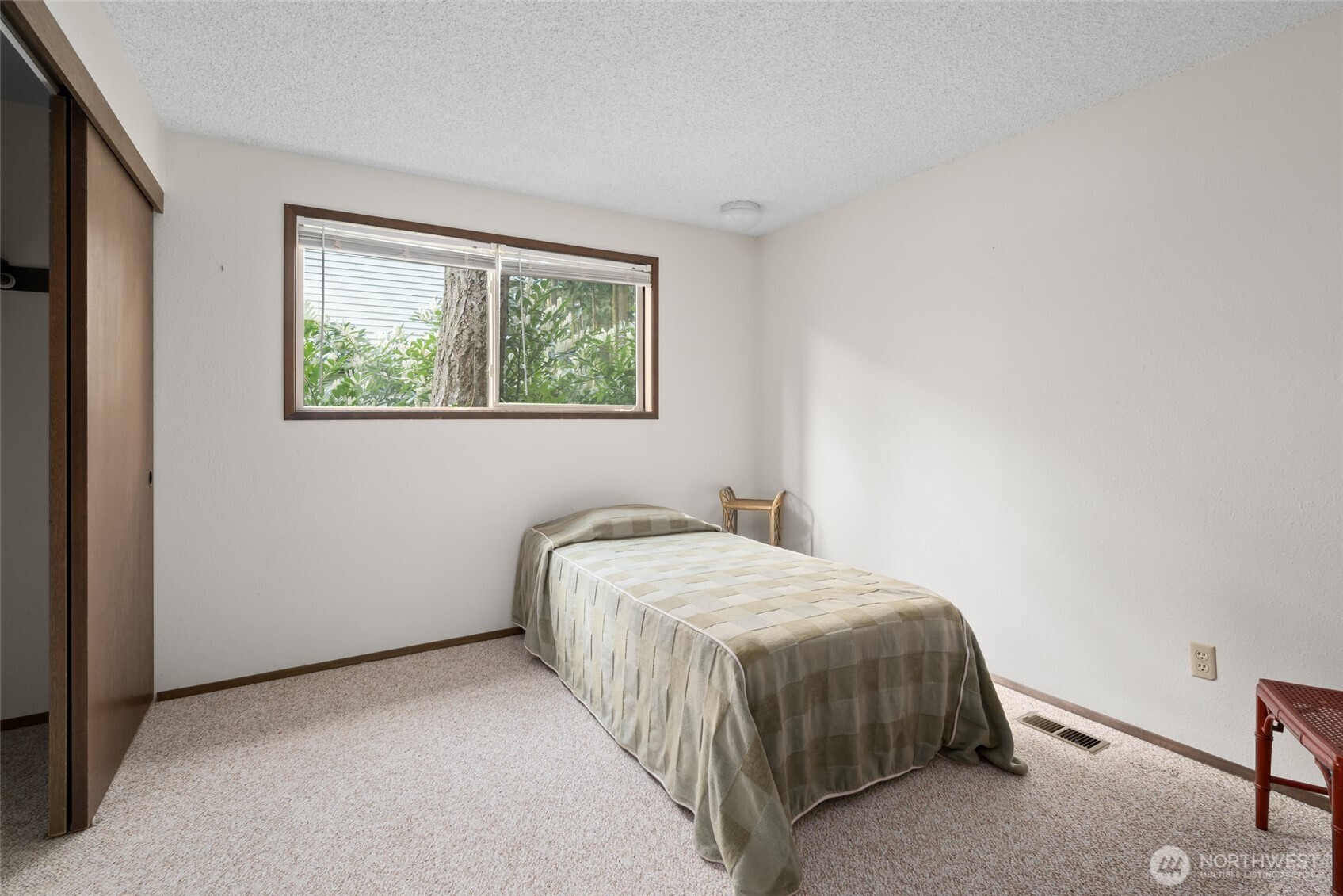 2068 Pine Wood Way , Oak Harbor, WA 98277