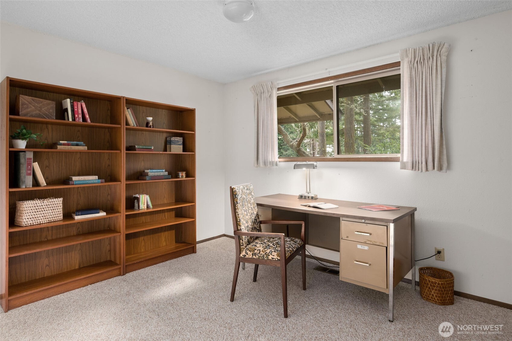 2068 Pine Wood Way , Oak Harbor, WA 98277