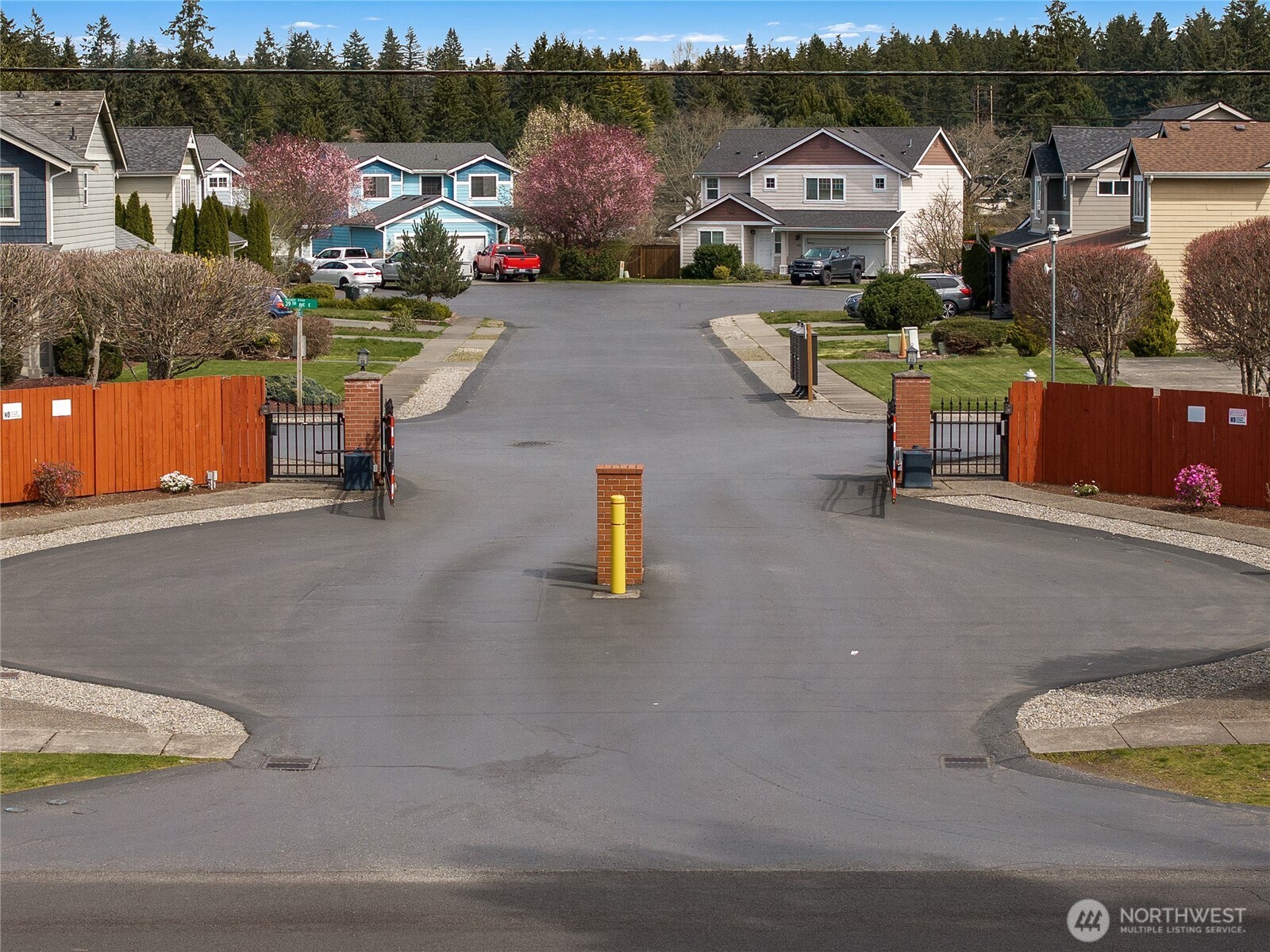 16425 39th Avenue E, Tacoma, WA 98446