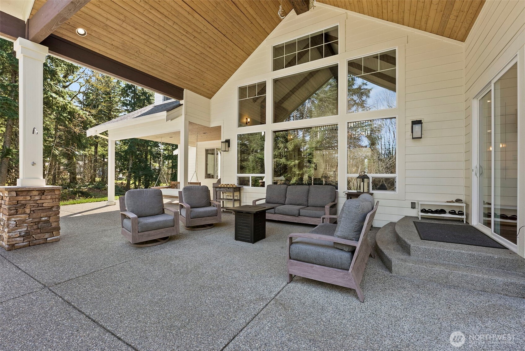 31408 SE Retreat Kanaskat Road , Ravensdale, WA 98051