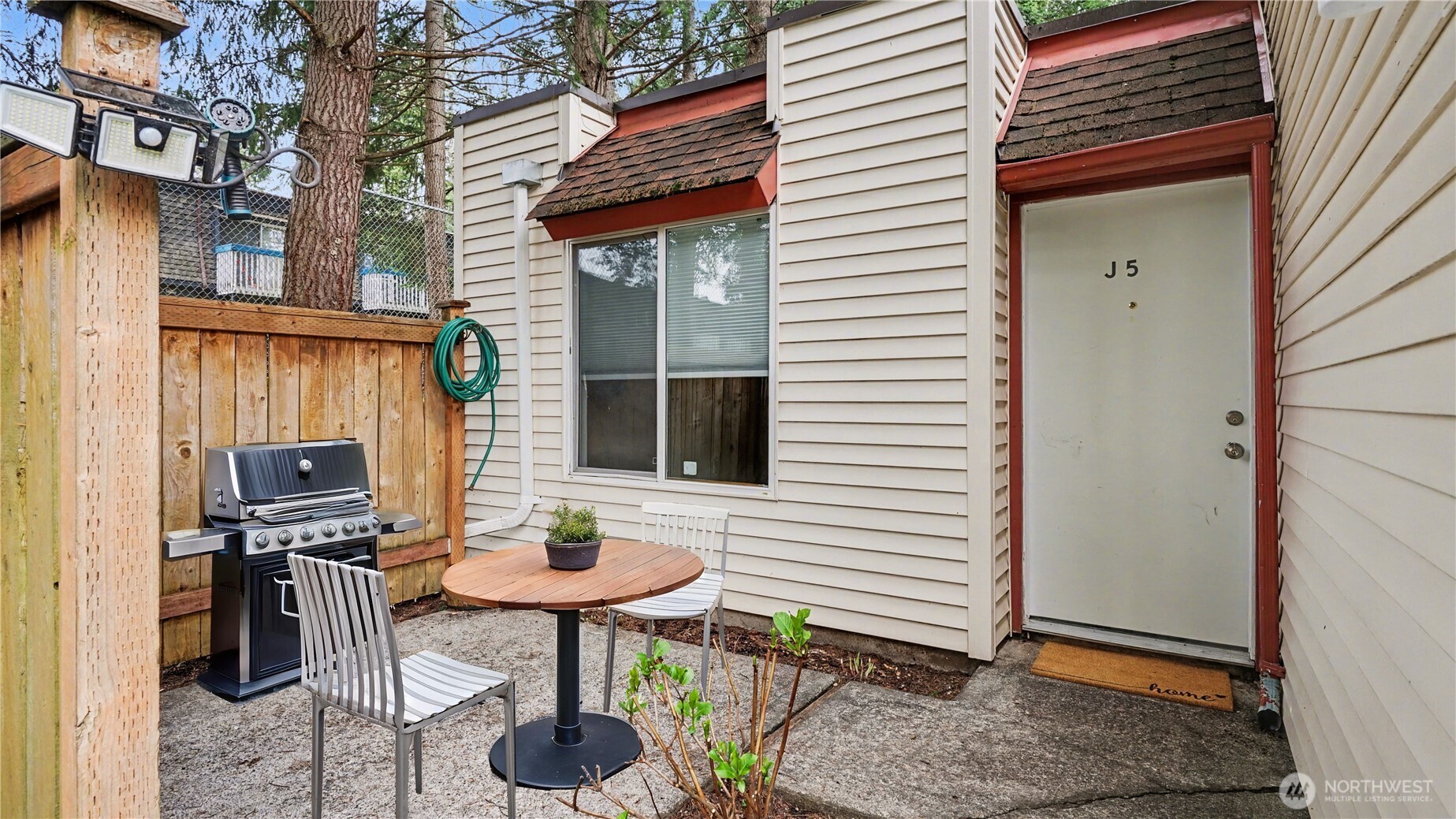 14600 SE 176th Street #J5, Renton, WA 98058