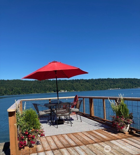 27728 Manzanita Beach Rd SW , Vashon, WA 98070