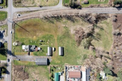 917 85th Street E, Tacoma, WA 98445 - Photo 2