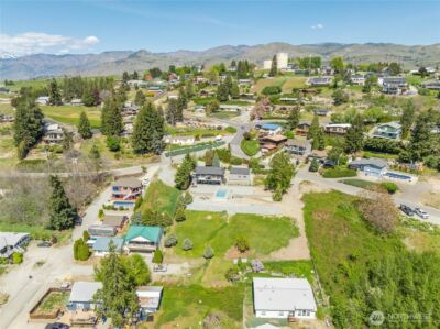 241 Lakeshore Drive , Manson, WA 98831 - Photo 5