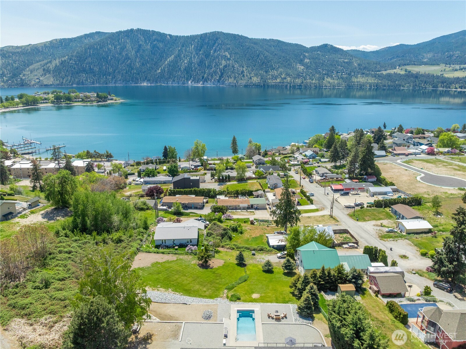241 Lakeshore Drive , Manson, WA 98831