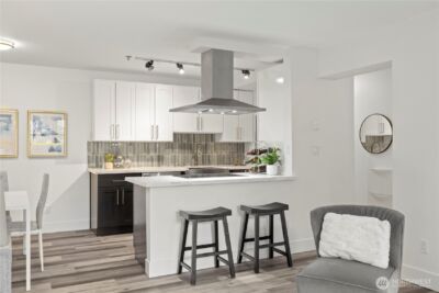 500 W 5th Avenue #306, Seattle, WA 98119 - Photo 8