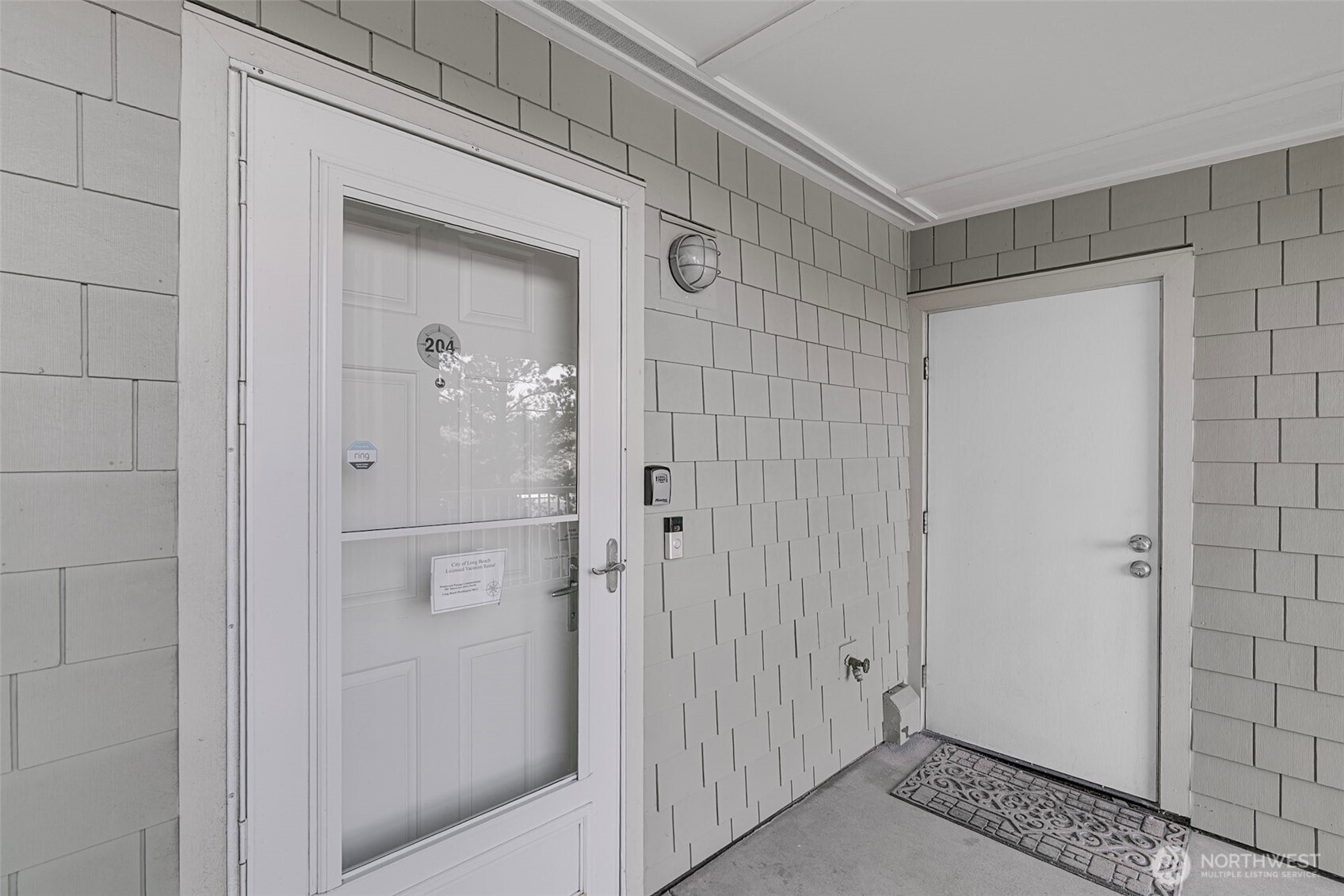 501 Shoreview Drive S #204, Long Beach, WA 98631