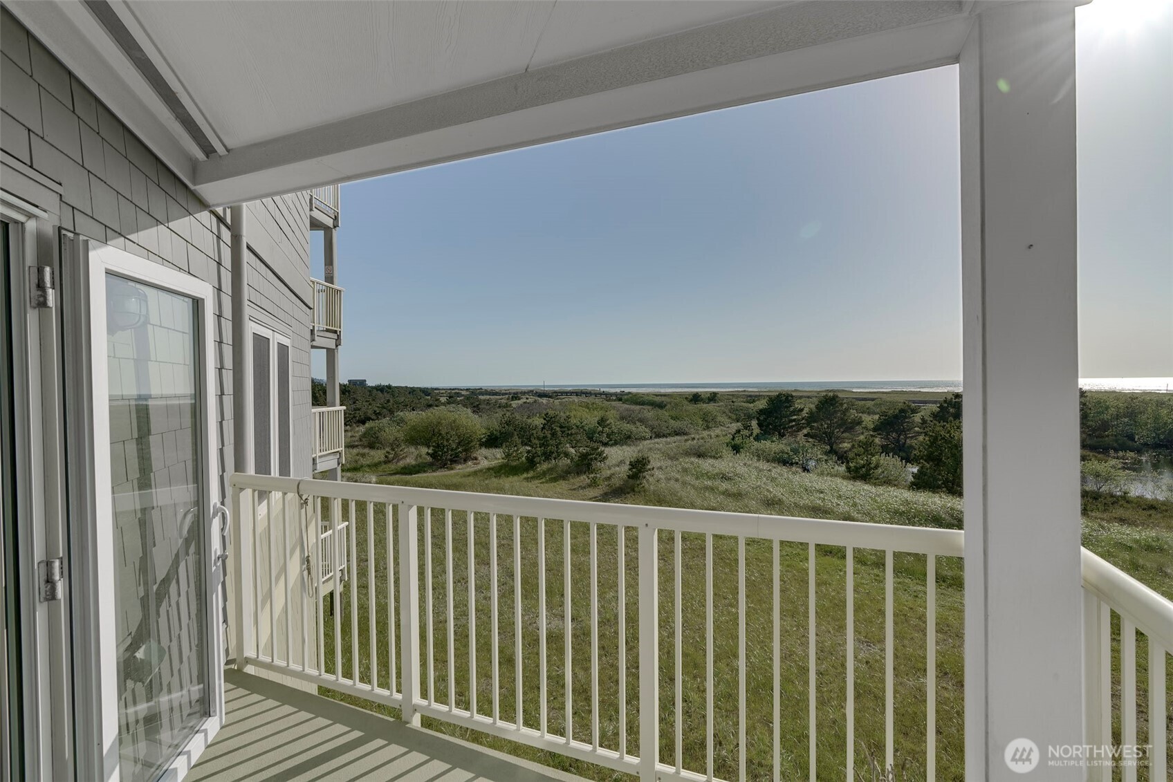 501 Shoreview Drive S #204, Long Beach, WA 98631