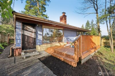 10219 15th Avenue NE, Seattle, WA 98125 - Photo 4