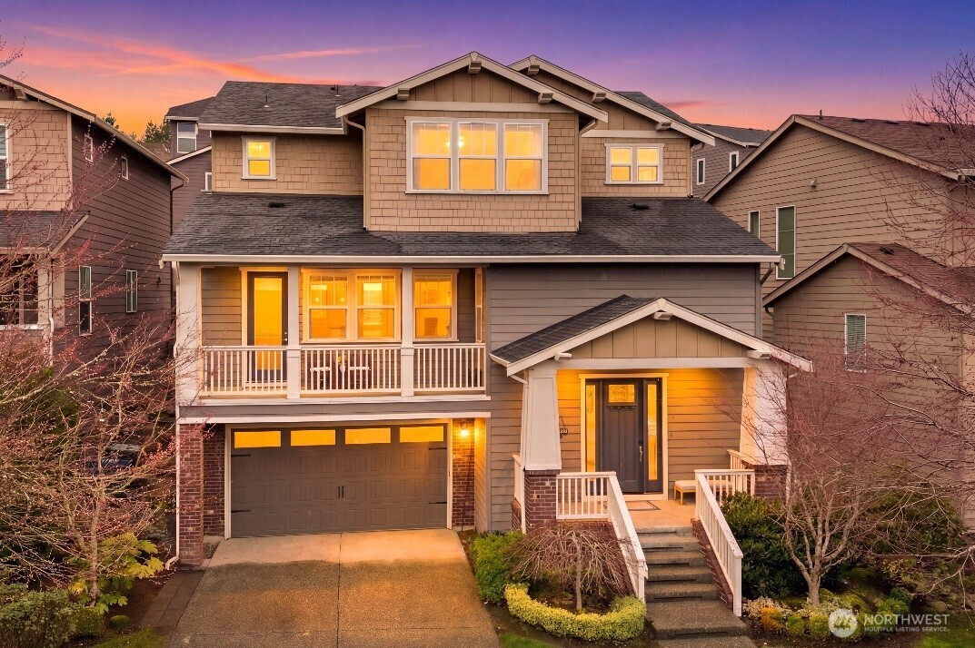 9219 Jacobia Avenue SE, Snoqualmie, WA 98065