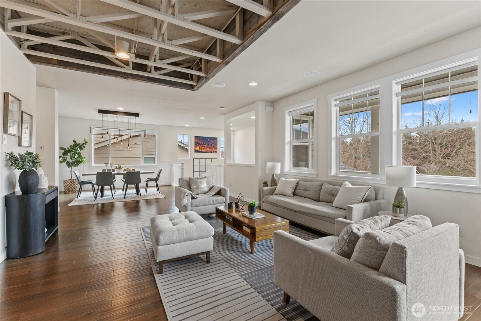 9219 Jacobia Avenue SE, Snoqualmie, WA 98065