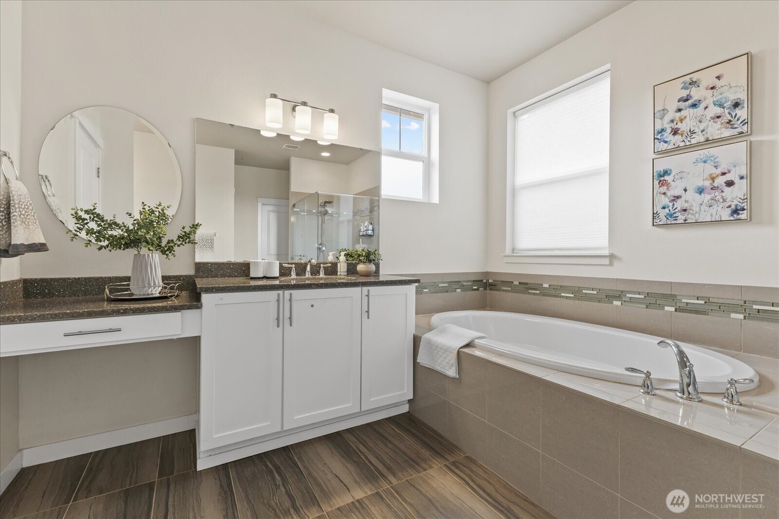 9219 Jacobia Avenue SE, Snoqualmie, WA 98065