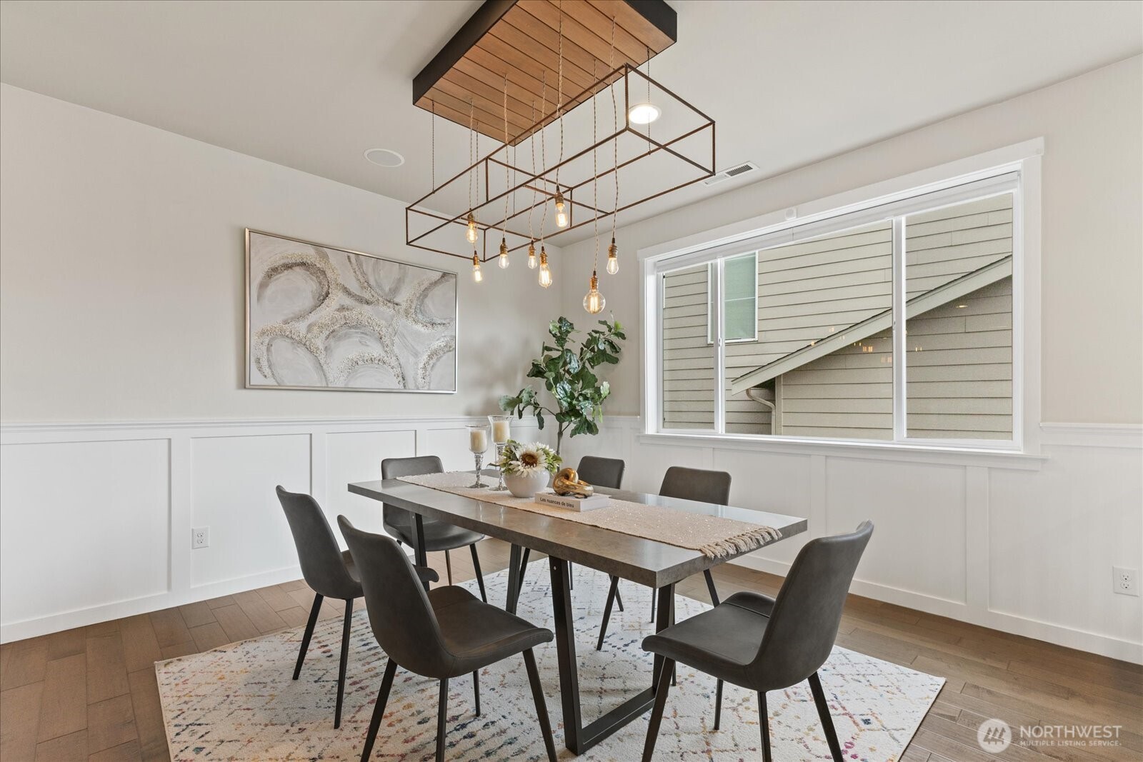 9219 Jacobia Avenue SE, Snoqualmie, WA 98065