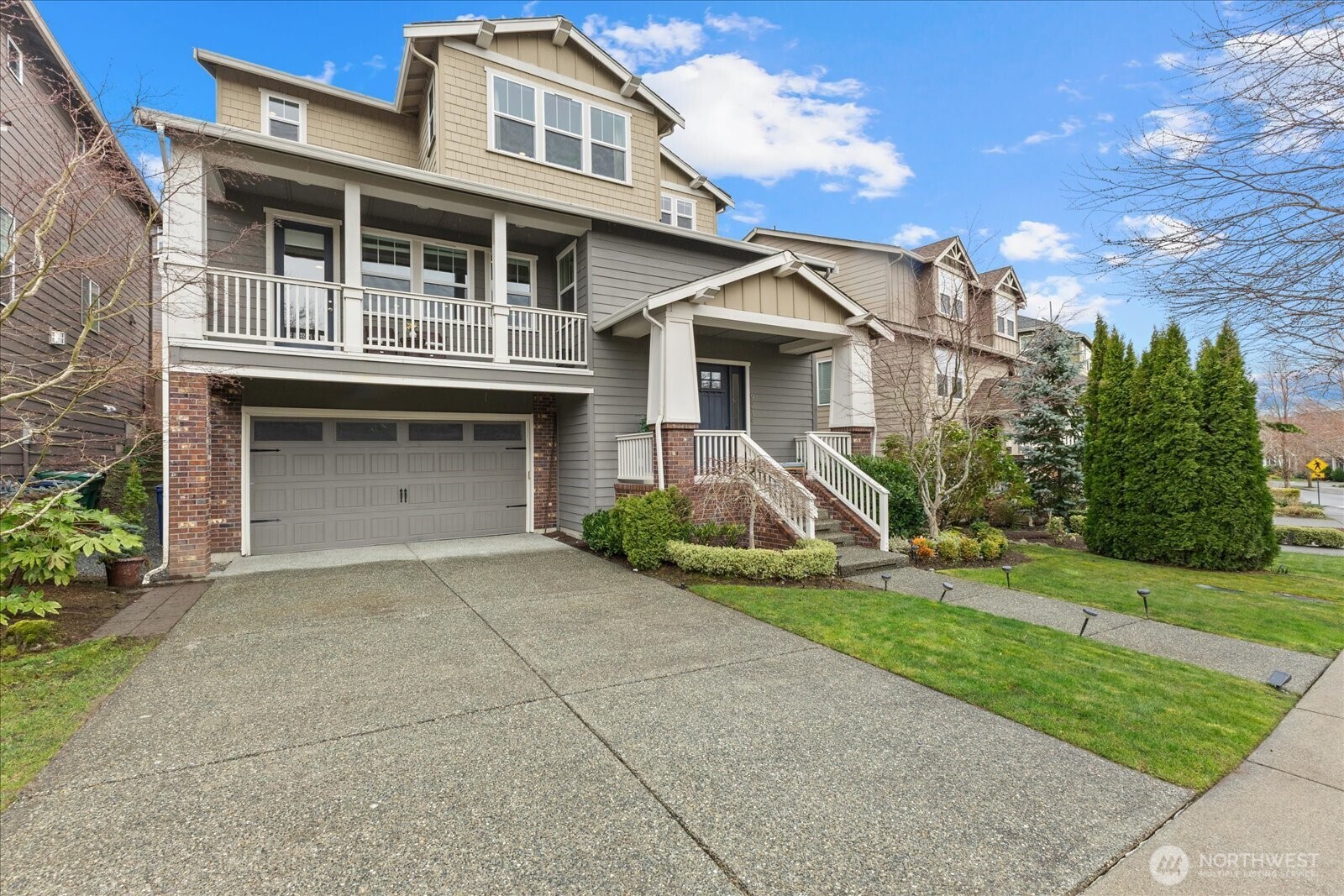 9219 Jacobia Avenue SE, Snoqualmie, WA 98065